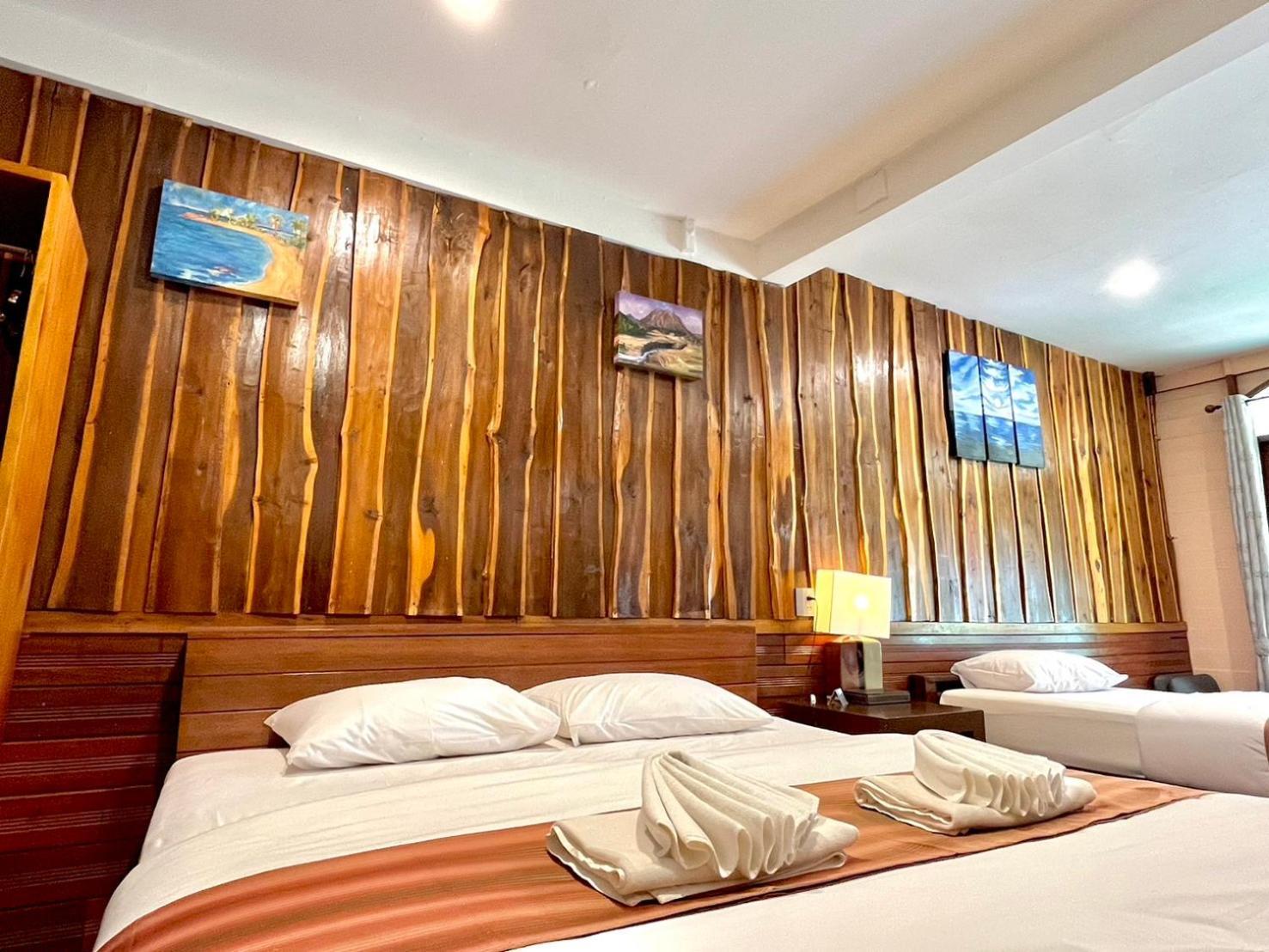 The Chevalley Beach Resort サトゥーン エクステリア 写真
